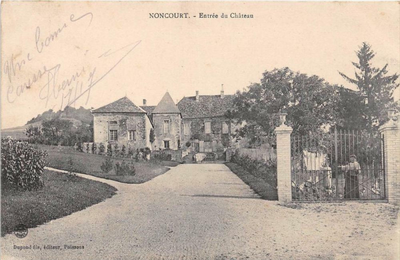 Carte postale ancienne Noncourt Entree Du Chateau