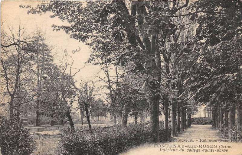 Carte postale ancienne Fontenay Aux Roses Interieur Du College Sainte Barbe à Fontenay-aux-Roses