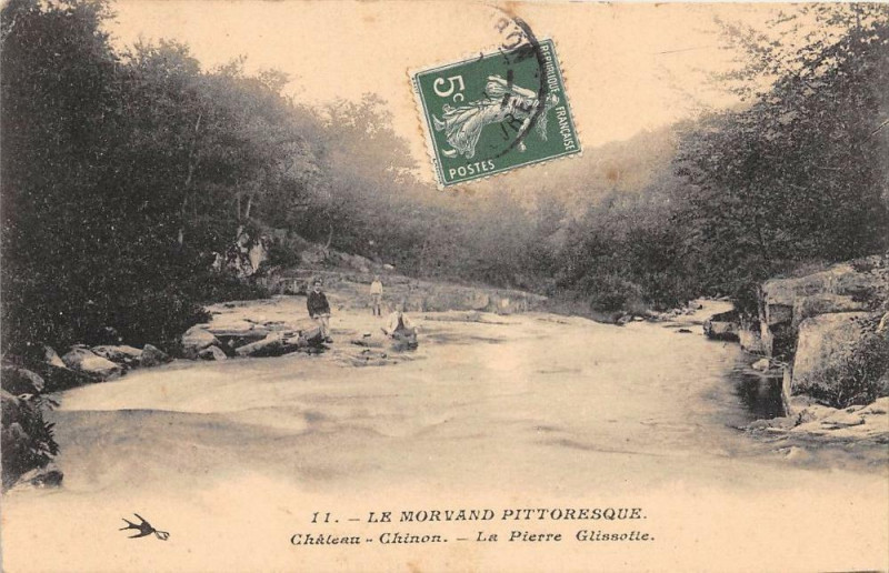 Carte postale ancienne Chateau Chinon La Pierre Glissotte
