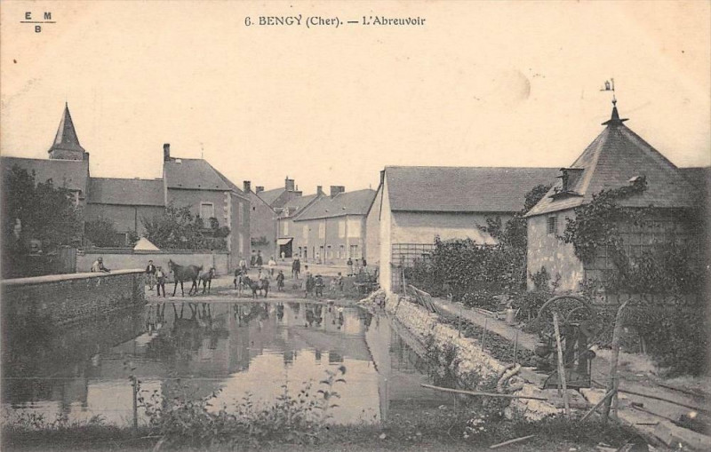 Carte postale ancienne Bengy L'Abreuvoir