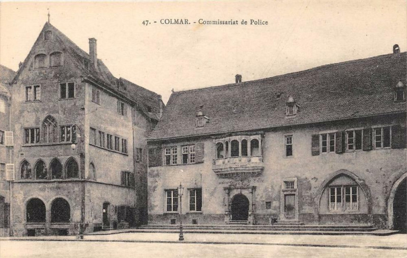 Carte postale ancienne Colmar Commissariat De Police à Colmar