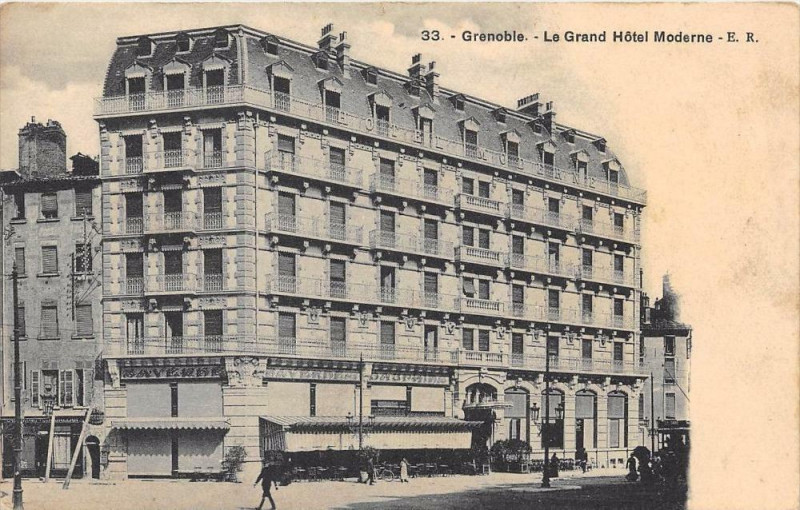 Carte postale ancienne Grenoble Le Grand Hotel Moderne à Grenoble