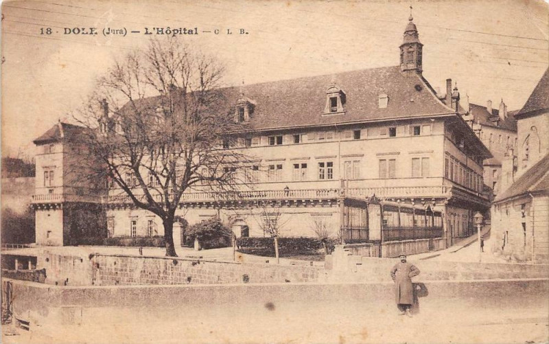 Carte postale ancienne Dole L´HOPITAL à Dole