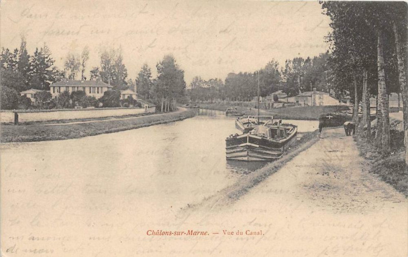 Carte postale ancienne Chalons Sur Marne Vue Du Canal
