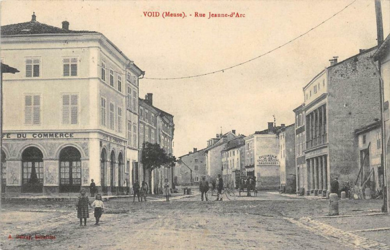 Carte postale ancienne Void Rue Jeanne D'Arc