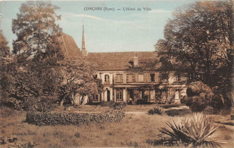 Carte postale ancienne 25 Conches Hotel De Ville
