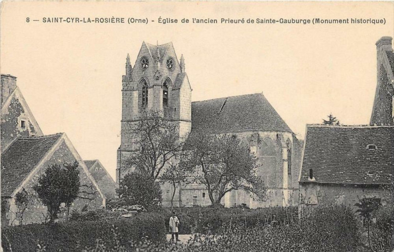 Carte postale ancienne St Cyr La Rosiere Eglise