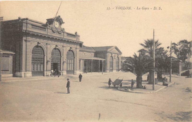 Carte postale ancienne Toulon La Gare à Toulon