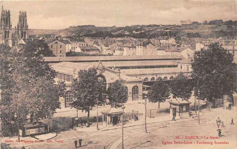 Carte postale ancienne Nancy Eglise Leon Stanislas à Nancy