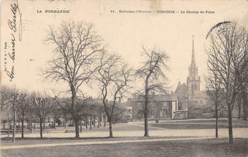 Carte postale ancienne Conches Le Champ De Foire (dos non divisé)
