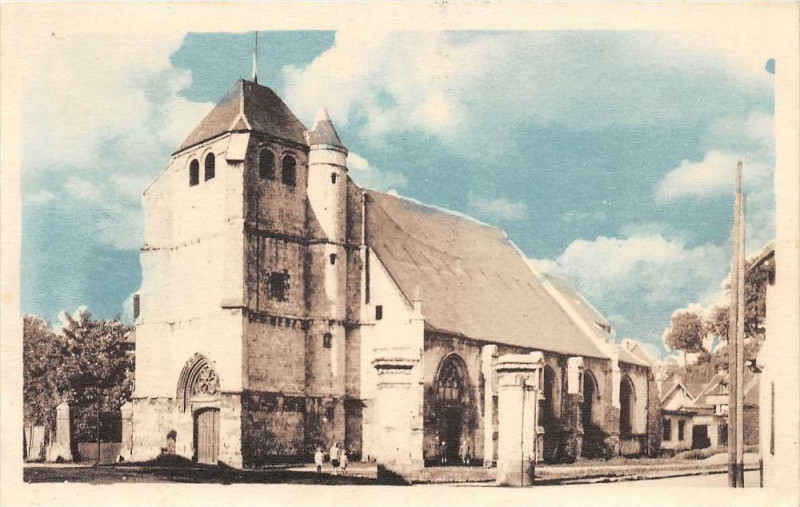 Carte postale ancienne Frevent Eglise à Frévent