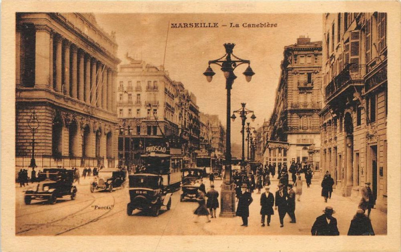 Carte postale ancienne Marseille La Canebiere à Marseille