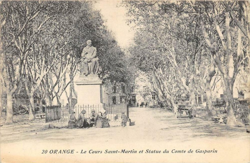 Carte postale ancienne Orange Cours Saint-Martin à Orange