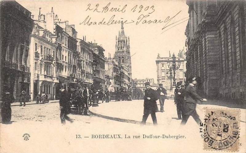 Carte postale ancienne Bordeaux La Rue Duffour Dubergier (dos non divisé) à Bordeaux