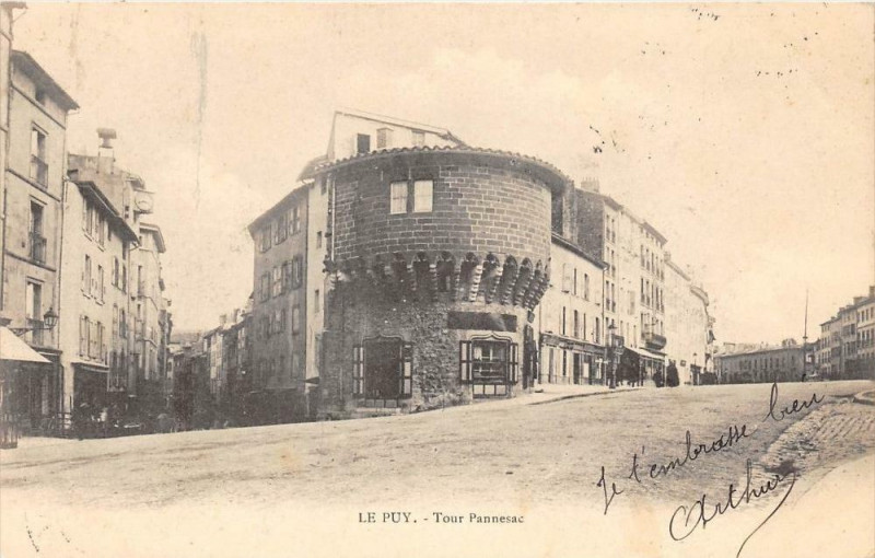 Carte postale ancienne Le Puy Tour Panassac  (dos non divisé