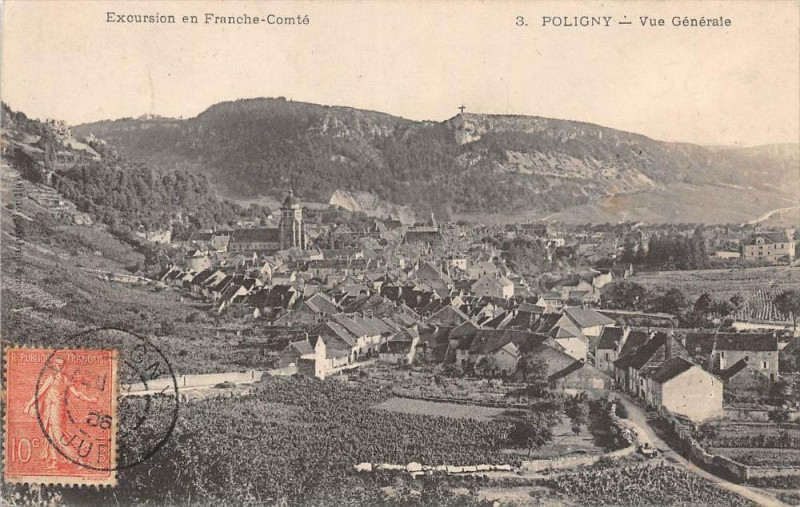 Carte postale ancienne Poligny Vue Generale à Poligny