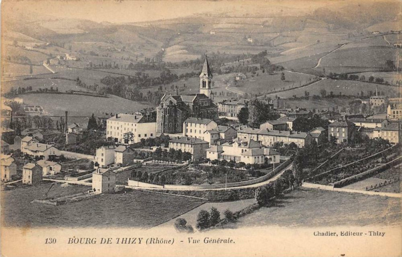 Carte postale ancienne Bourg De Thizy Vue Generale