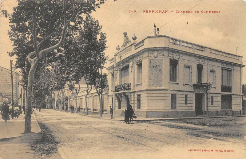 Carte postale ancienne Perpignan Chambre De Commerce à Perpignan