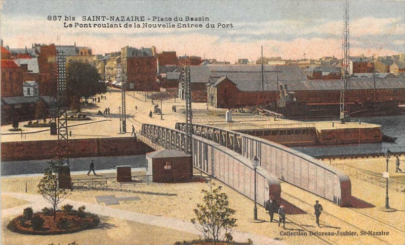 Carte postale ancienne Saint Nazaire Place Du Bassin Pont Roulant Nouvelle Entree Du Port à Saint-Nazaire