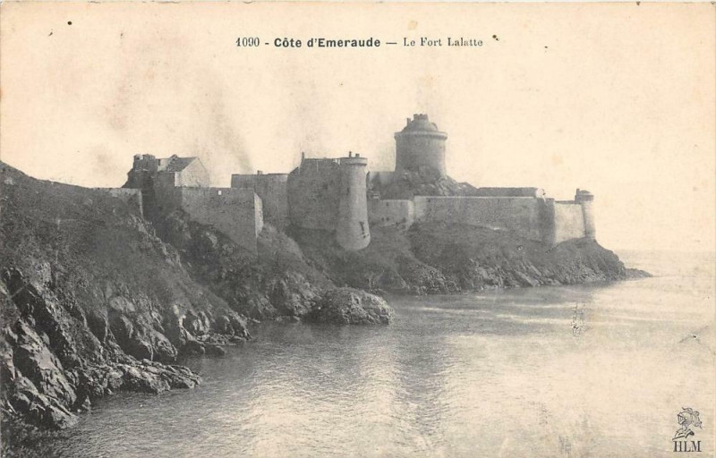 Carte postale ancienne Cote Emeraude Fort Lalatte