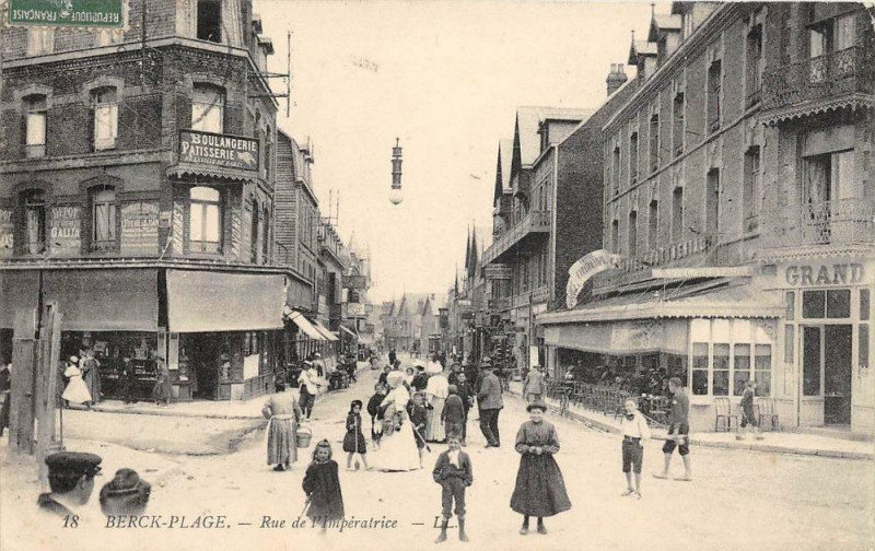 Carte postale ancienne Berck Plage Rue De L'Imperatrice à Berck