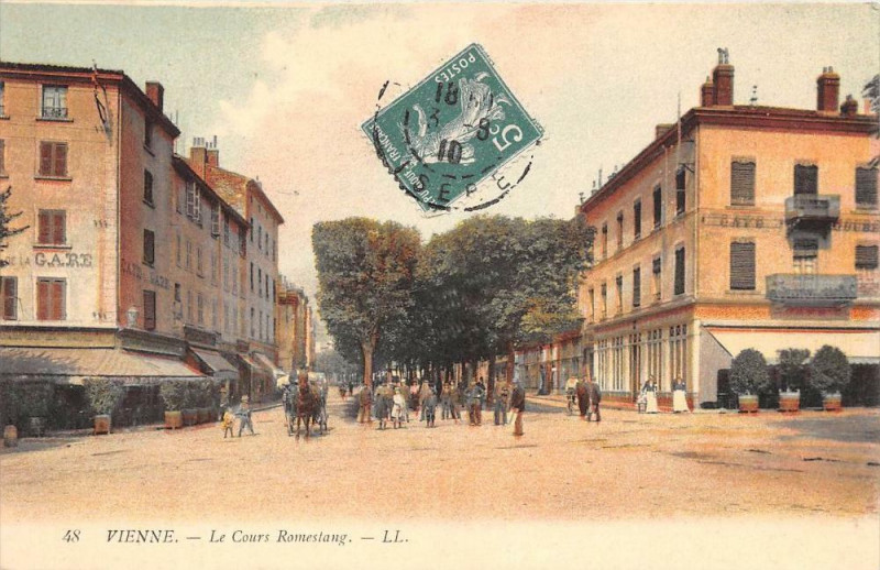 Carte postale ancienne 38 Vienne Cours Romestang