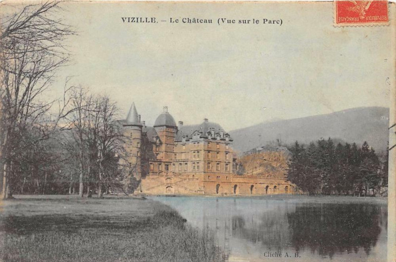 Carte postale ancienne Vizille Le Chateau à Vizille