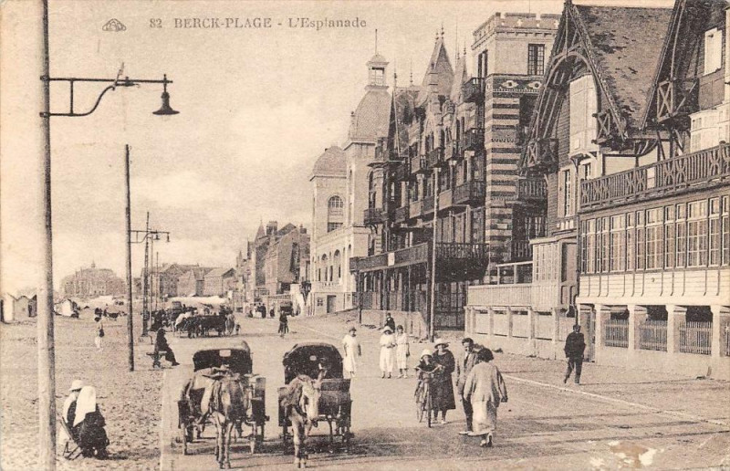 Carte postale ancienne Brck Plage L'Esplanade