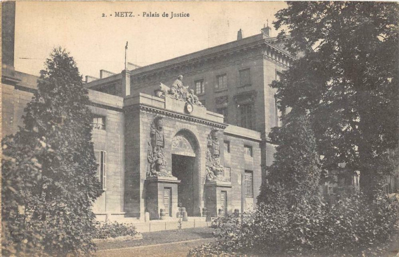 Carte postale ancienne Metz Palais De Justice à Metz