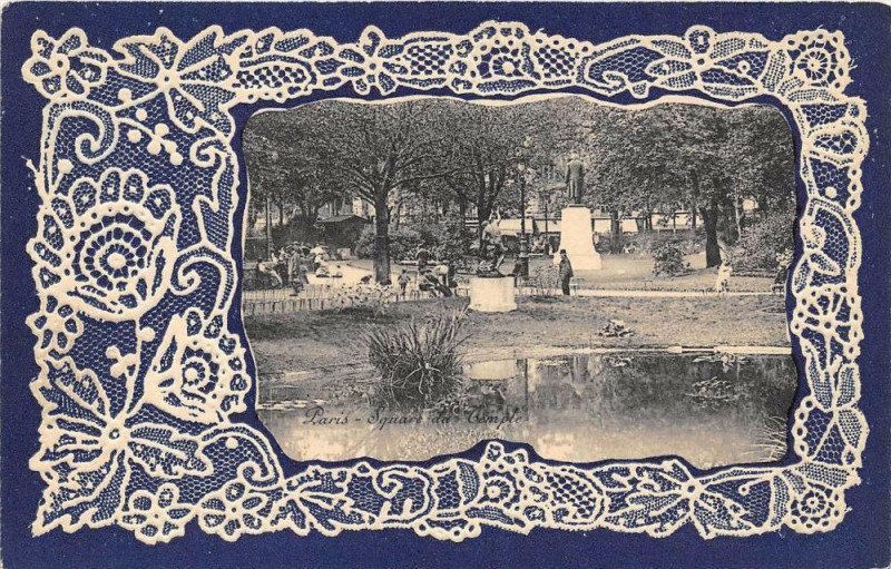 Carte postale ancienne Paris IIIe Square Du Temple (cpa avec encadrement avec broderie à Paris 3e