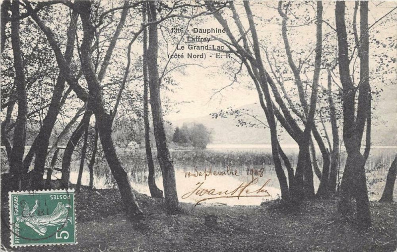 Carte postale ancienne Laffrey Le Grand Lac à Laffrey