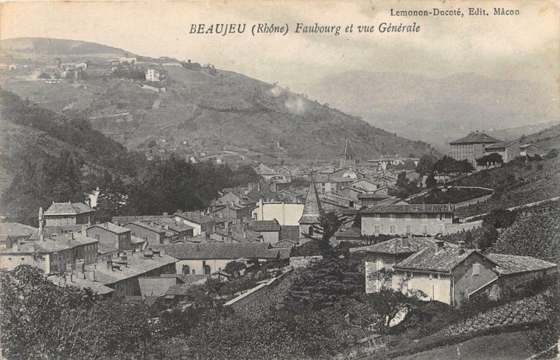 Carte postale ancienne Beaujeu Faubourg Et Vue Generale à Beaujeu