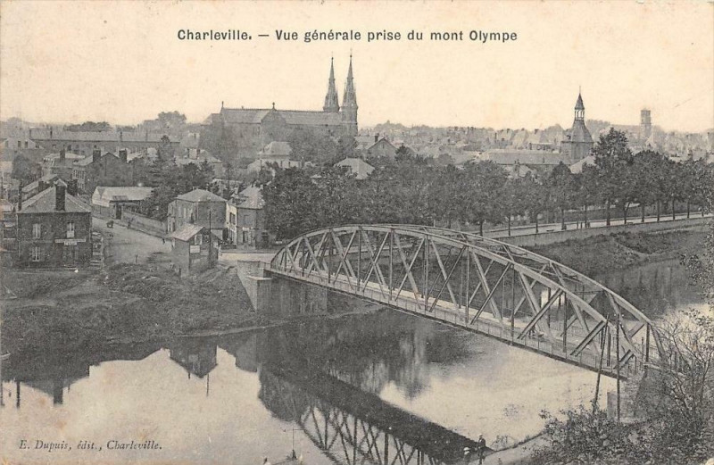 Carte postale ancienne Charleville Vue Generale Prise Du Mont Olympe