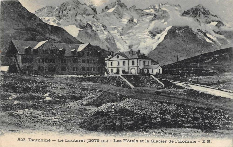 Carte postale ancienne Le Lautaret Les Hotels