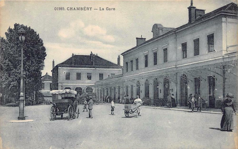 Carte postale ancienne Aime Le Pont Du Chemin De Fer