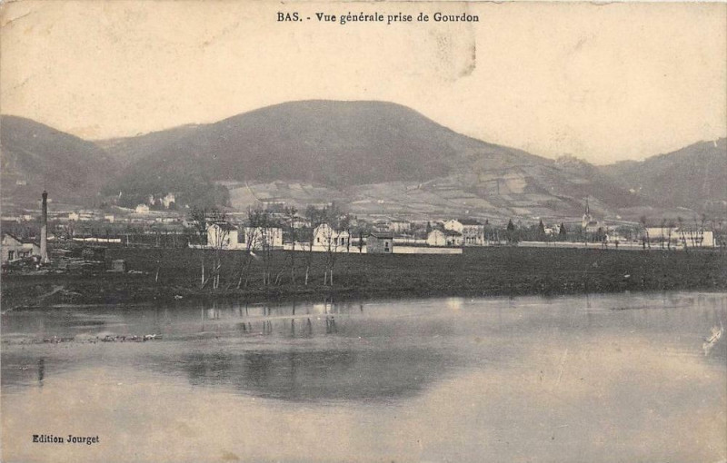 Carte postale ancienne Bas Vue Generale Prise De Gourdon