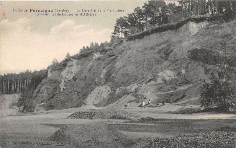 Carte postale ancienne Foret De Perseigne La Carriere De La Persiniere Louzes à Louzes