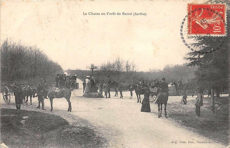Carte postale ancienne La Chasse En Foret De Berce