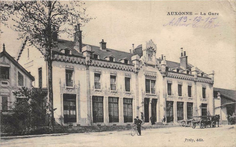Carte postale ancienne Auxonne La Gare à Auxonne