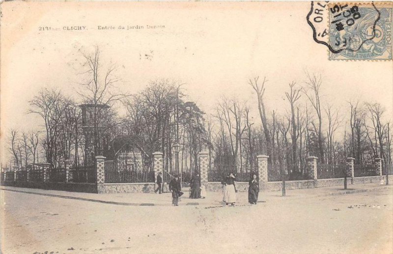 Carte postale ancienne Entrée du Jardin Denain à Clichy
