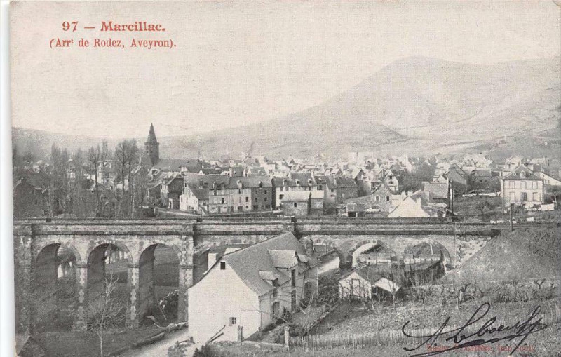 Carte postale ancienne Marcillac Aveyron  (dos non divisé)