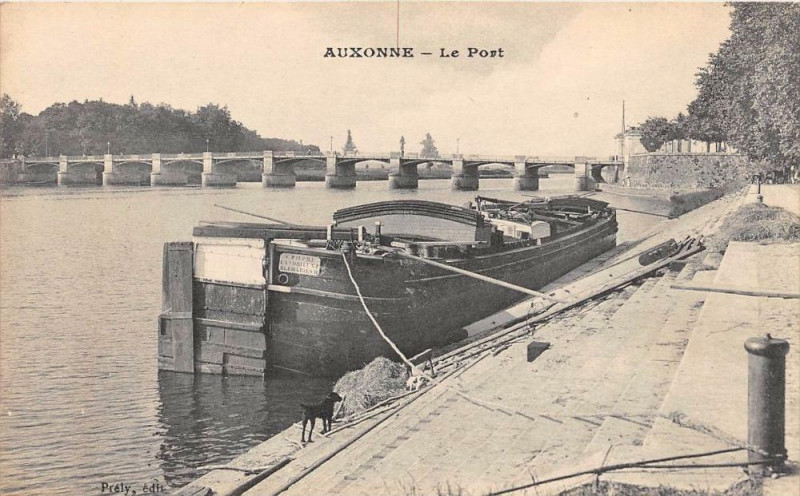 Carte postale ancienne Auxonne Le Port à Auxonne