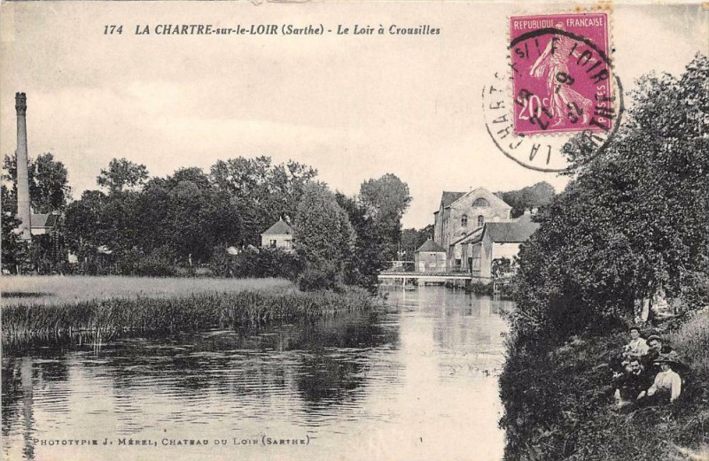 Carte postale ancienne La Charite Sur Le Loir Le Loir A Crousilles