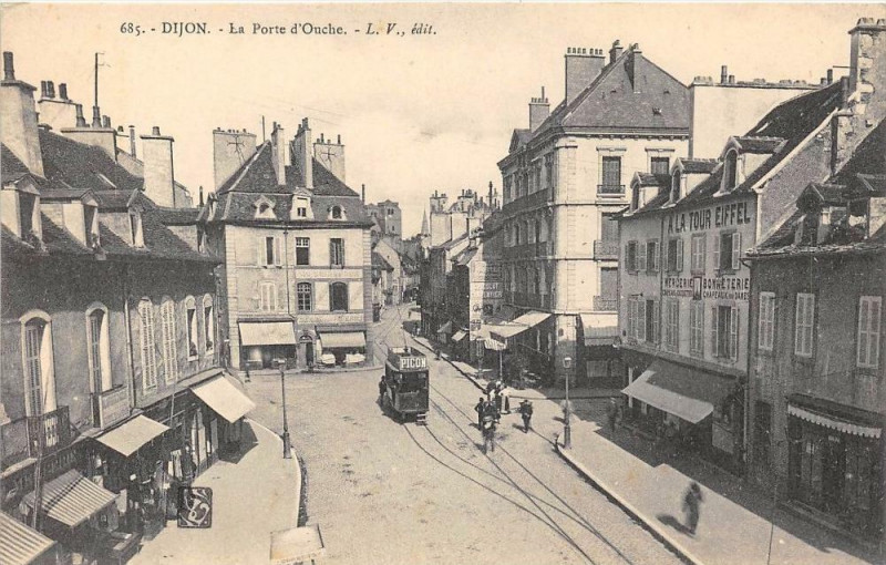 Carte postale ancienne Dijon Porte D´OUCHE à Dijon