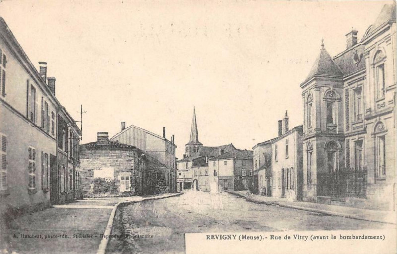 Carte postale ancienne Revigny Rue De Vitry