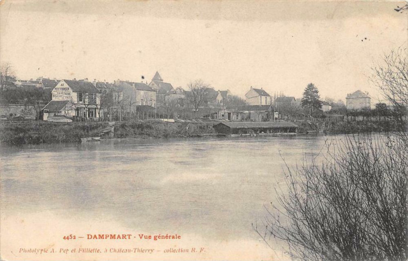 Carte postale ancienne Dampmart Vue Generale à Dampmart