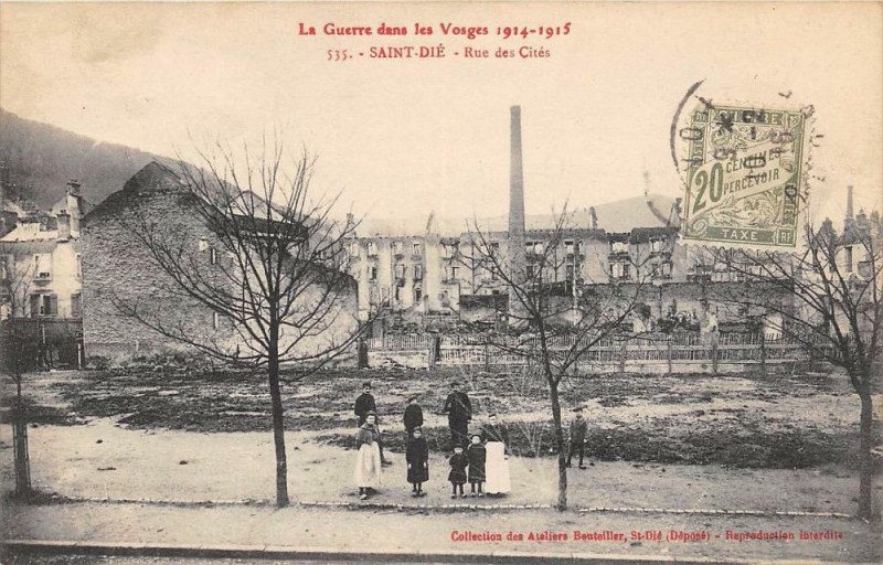 Carte postale ancienne Saint Die Rue Des Cites