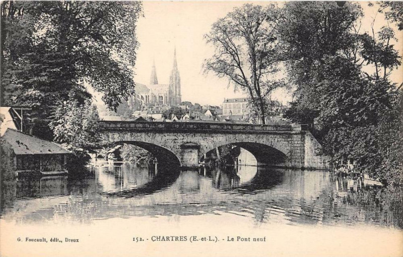 Carte postale ancienne Chartres Le Pont Neuf à Chartres