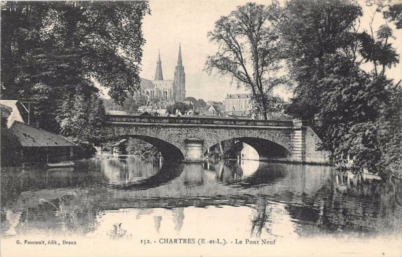 Carte postale ancienne Chartres Le Pont Neuf à Chartres