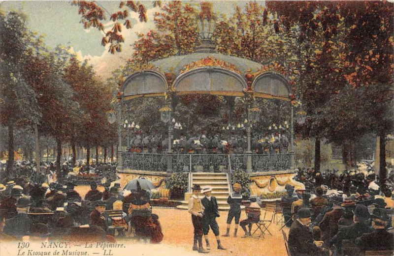 Carte postale ancienne Nancy La Pepiniere Kiosque De Musique à Nancy
